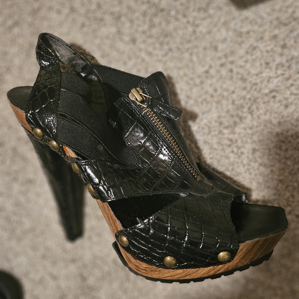 Womens Jessica Simpson wedge heels